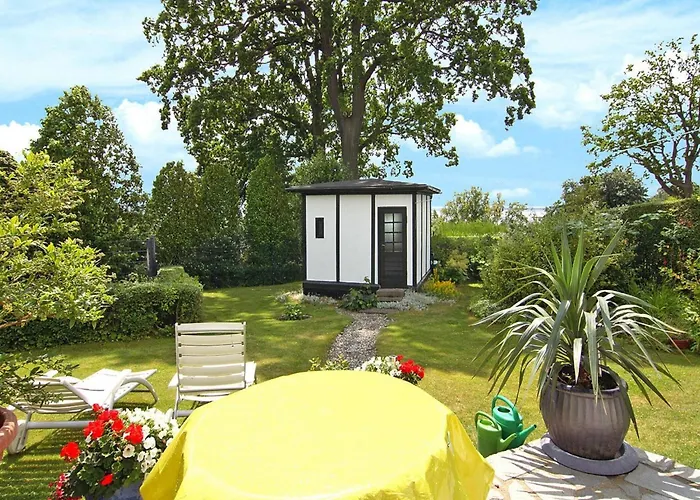 Ferienwohnung, * 사스니츠